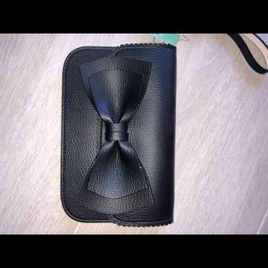 KATE SPADE WRISTLET BLACK WITH BOW